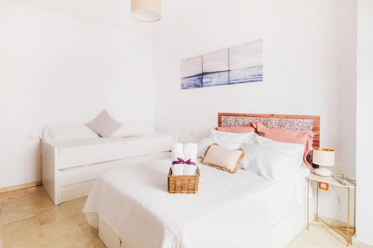 Compas Suites Malaga Bagian luar foto