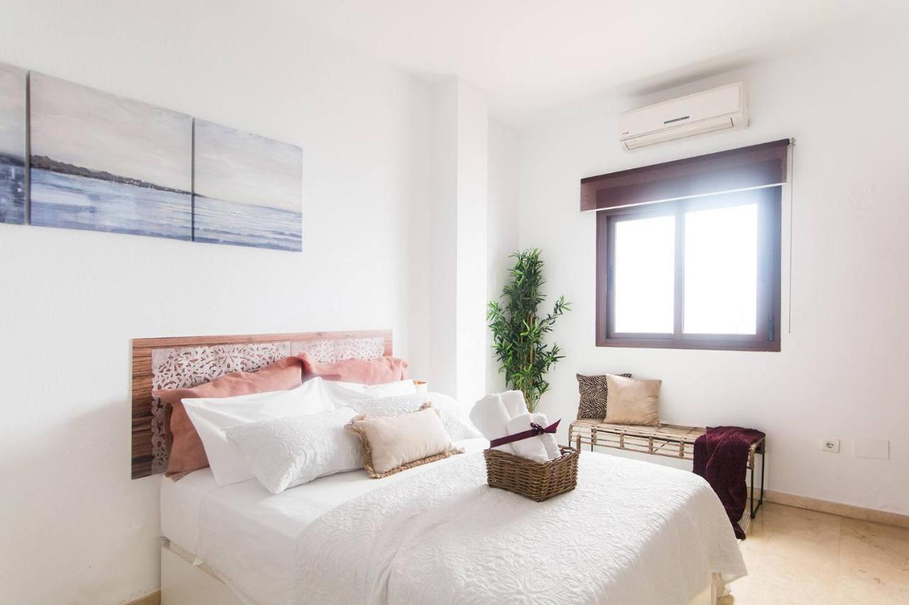 Compas Suites Malaga Bagian luar foto